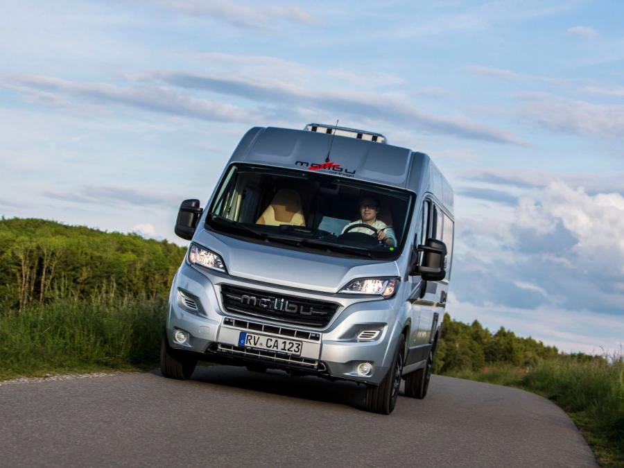  Malibu Van 2014 года  (фото 9 из 19)